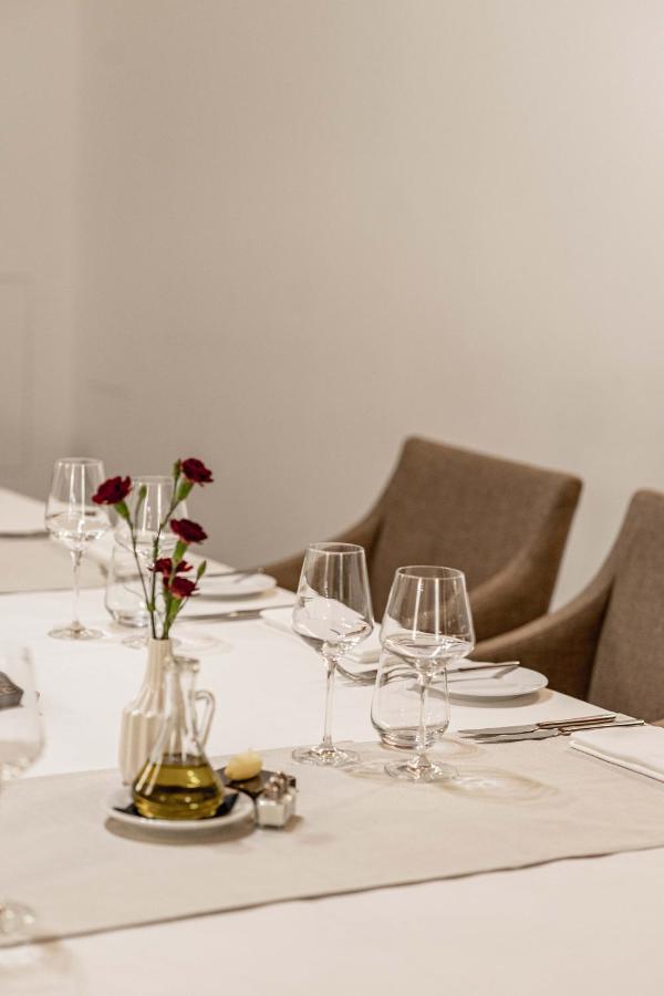 The Granary - La Hotel Breslavia