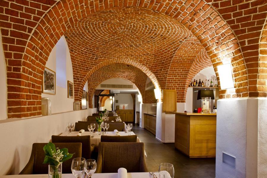 The Granary - La Hotel
